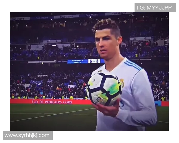 足球明星高清图片欣赏与背后故事揭秘，带你走近绿茵场上的传奇人物