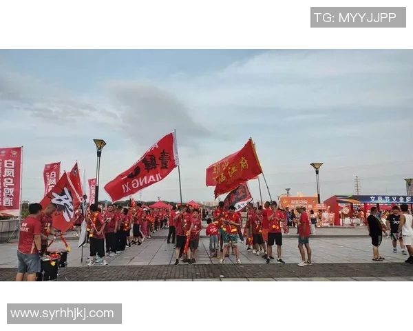 乒乓球场上的足球巨星揭秘他们的运动天赋与竞技精神