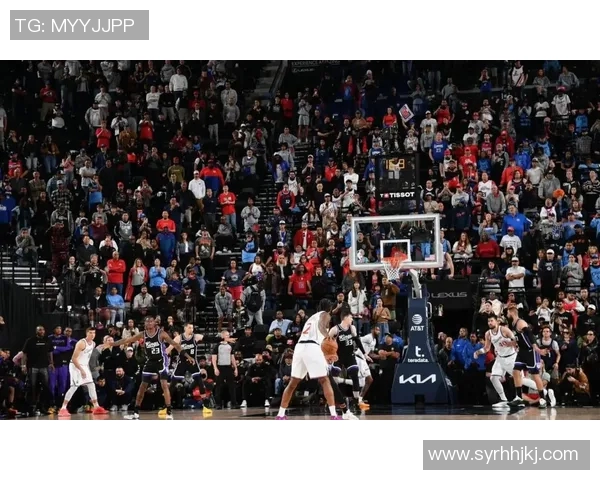 勇士与快船季后赛精彩对决录播回顾全场焦点瞬间分析